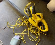 Free Hedge trimmer