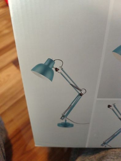 desk lamp
