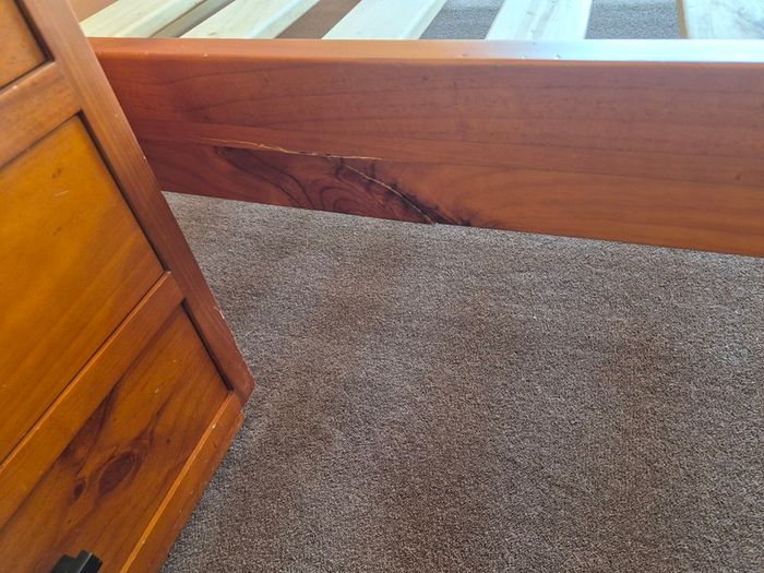 King Size Sleigh bed