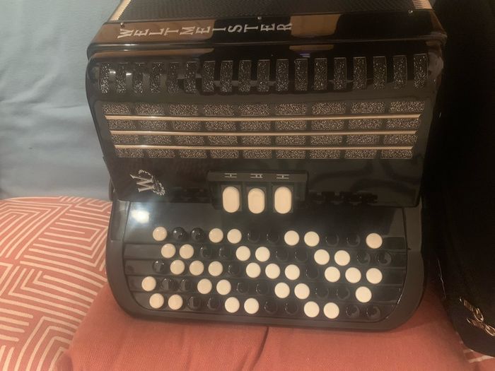 5 row accordion
