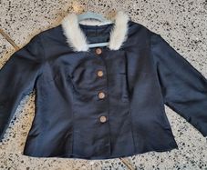 vintage black figured jacket fur collar
