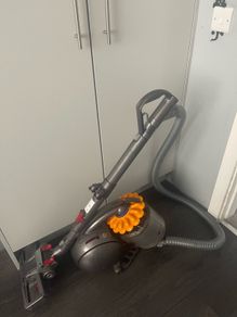 Dyson hoover