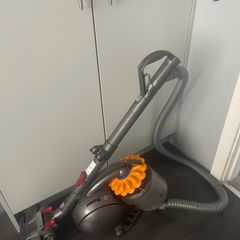 Dyson hoover