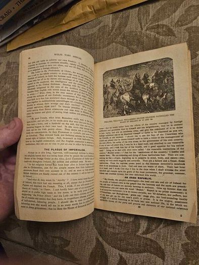 Wolf Tone Annual 1947. John Michael First Felon For Ireland. Edited And Published By Brian O'HIGGINS. First Edition Paperback In Good Condition.  See Photos For Same.
