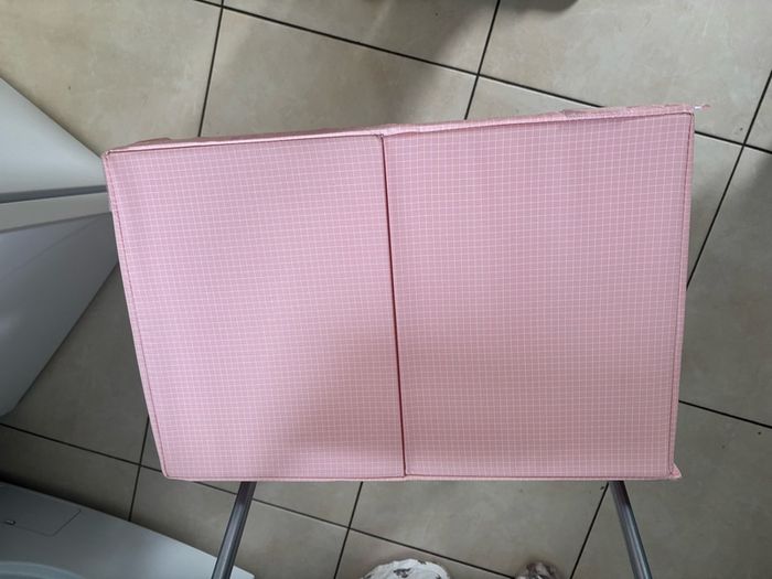 clothing storage box