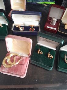 lot of jewellery