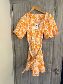 BNWT Savida Dress - Medium