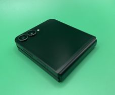 Samsung Galaxy Z Flip7 FE