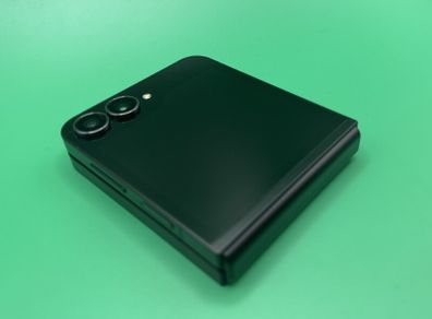 Samsung Galaxy Z Flip7 FE
