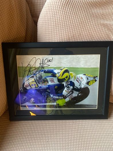 Signed Rossi Yamaha picture with certificate
