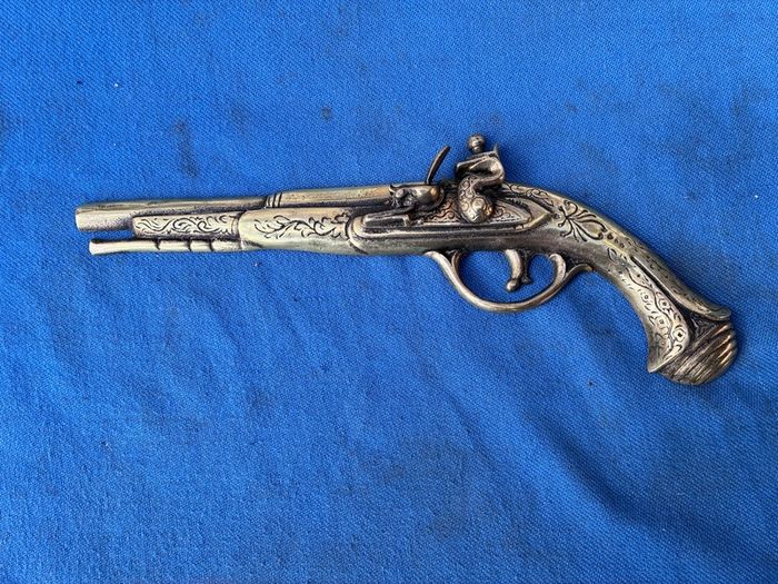 Vintage solid brass wall hanging pistol
