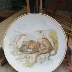 Display plate decor, Otters, Susan Beresford