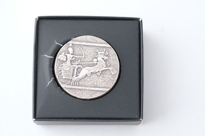 5oz Chariot of War 999 silver coin
