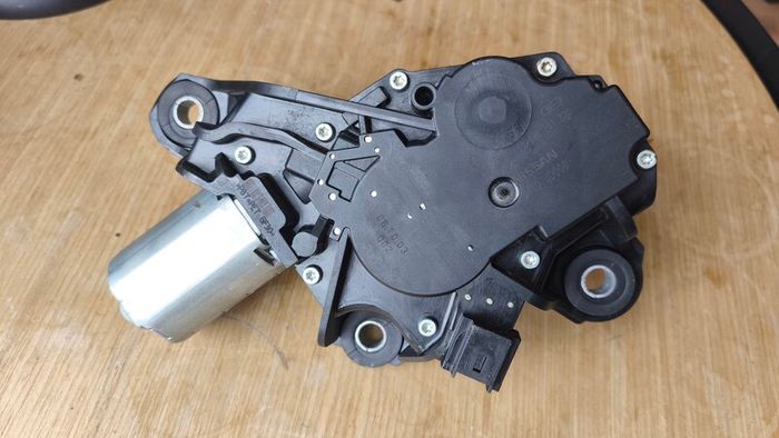 Rear Wiper Motor Nissan Qashqai J10