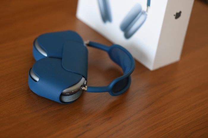 AirPods Max Blue