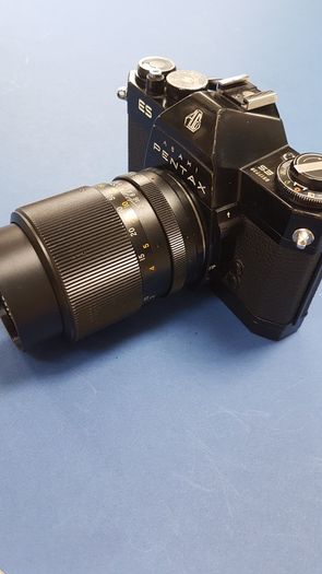 Vintage Pentax ES Camera