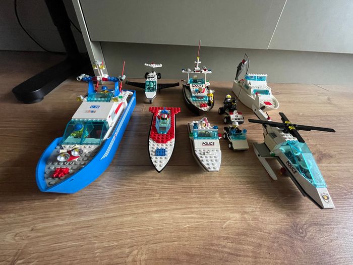 Vintage LEGO Lot Boats & Town/Police