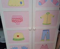 Kids wardrobe