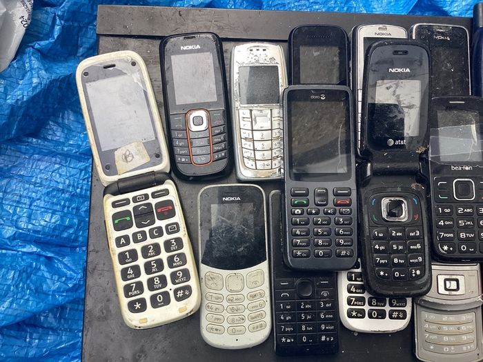 Joblot of mixed Phones