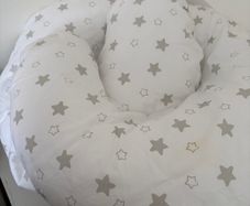 pregnancy/breastfeeding pillow