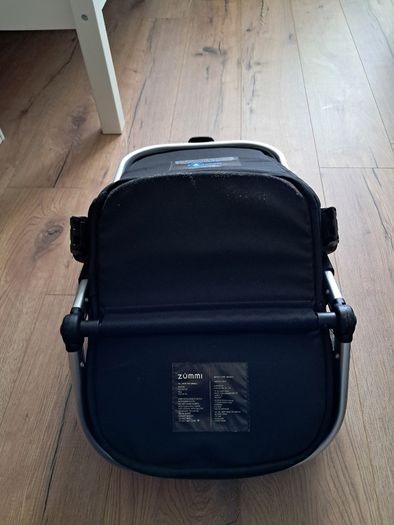 Zummi Halo travel system with bassinet and toddler seat