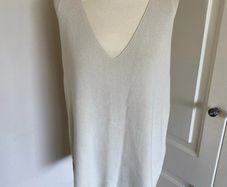 Cotton sleeveless vee top - 12-14 -  new