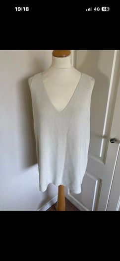 Cotton sleeveless vee top - 12-14 -  new