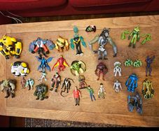 Ben 10 Acton Figure Collection