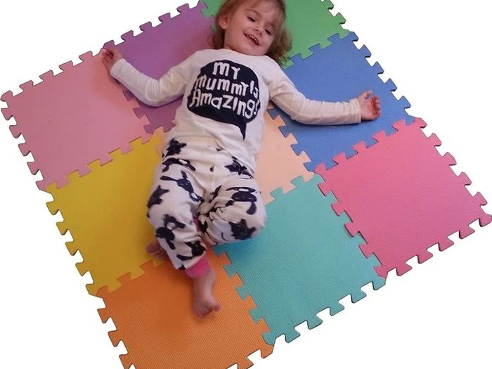 Interlocking Foam Play Mat Set. Great for Babies, Toddlers or Even exersise (32 x 32cm. 18 Piece Pastel Mats)