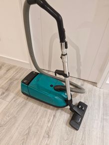Miele vacuum cleaner