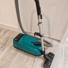 Miele vacuum cleaner