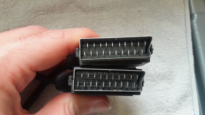 Scart cable