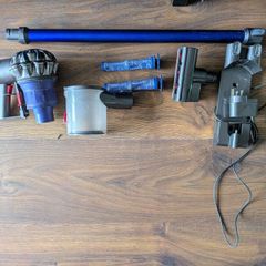 Dyson DC59: Accessories, Wall Bracket Charger and spare part
