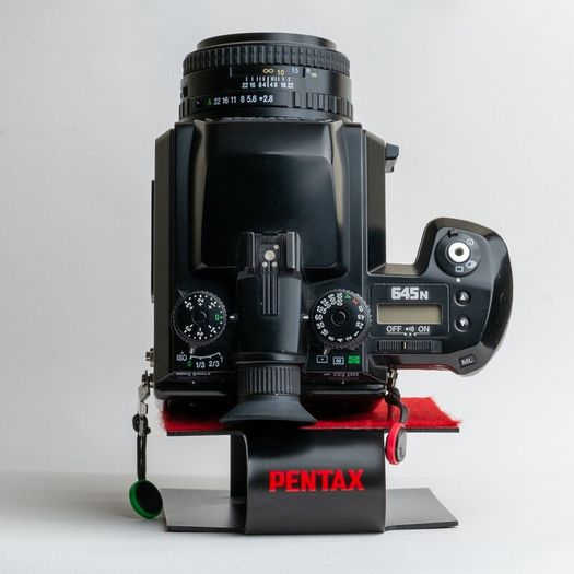 Pentax 645 FA 75mm F2.8 AF lens