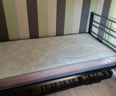 Single Metal Day Bed with Pull-Out Guest Bed & Mattress