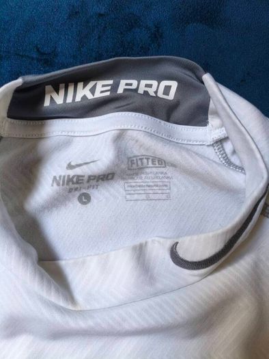 Nike Pro long sleeve compression top in white - Size L