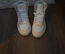 Girl's Puma trainers, brand new, tried on once, UK 3