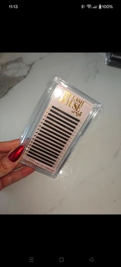 volume lash