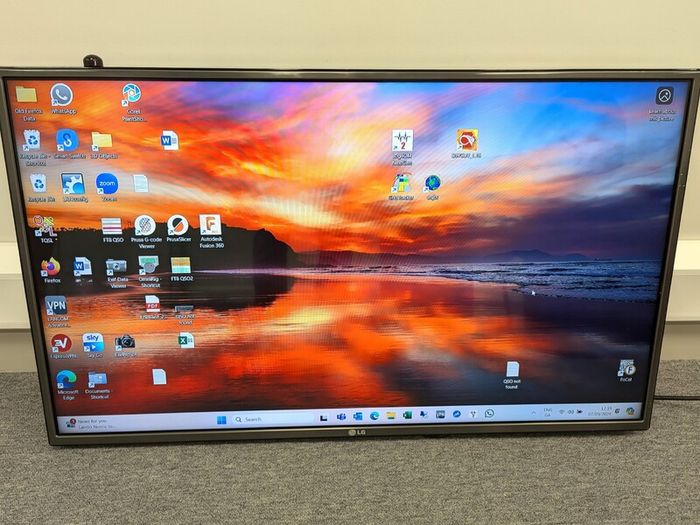 LG 42 inch Monitor / Digital Signage