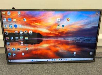 LG 42 inch Monitor / Digital Signage