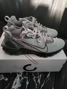 nike mens shoes size 9 and half