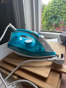 Russell Hobbs iron
