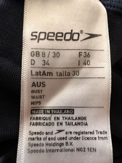 Speedo swimsuit, size 8, D 34
