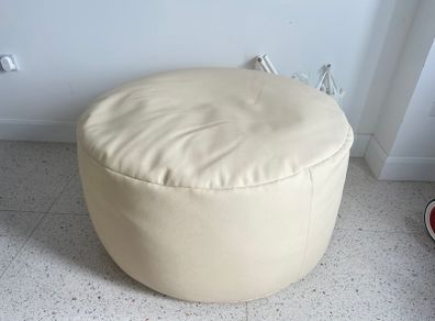 Newborn photography posing beanbag