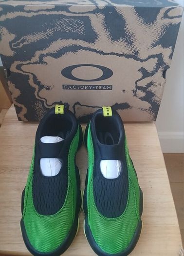 Oakley Factory Team Flesh Sandal Green Lemon UK8 EU42.5