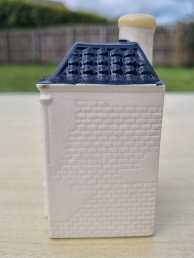 KLM Delft Blue miniature collector's house number 93