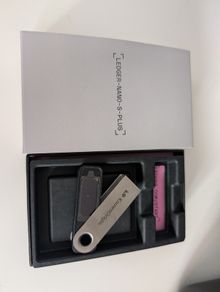 Ledger Nano S Plus Crypto Wallet