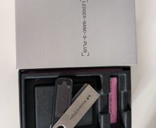 Ledger Nano S Plus Crypto Wallet
