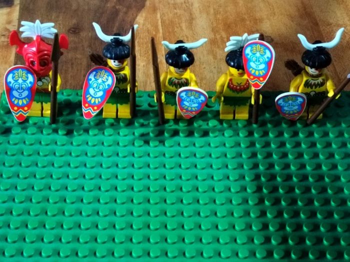 Lego Minifigures Islanders 1990