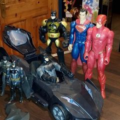 DC, batman action figures,car and clock